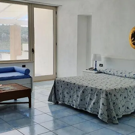 Selenia Hotel 4*