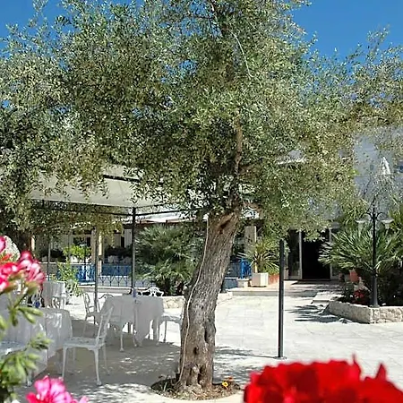 Selenia 4* Castro (Lecce)