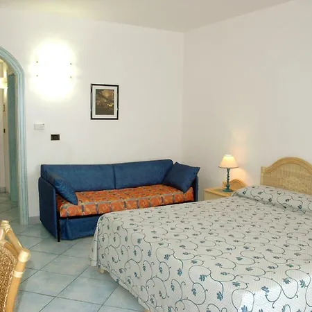 Selenia Hotel 4*