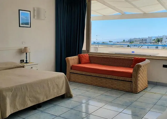 فندق سيلينيا ريزيدنس Castro (Lecce)