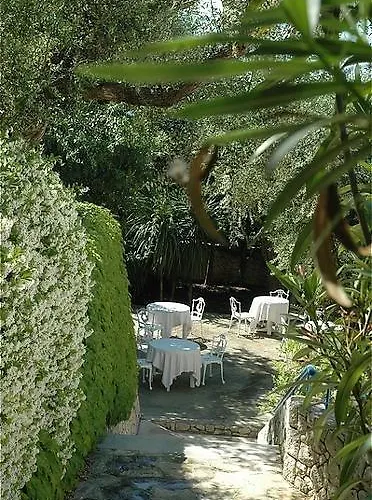 فندق سيلينيا ريزيدنس 4*